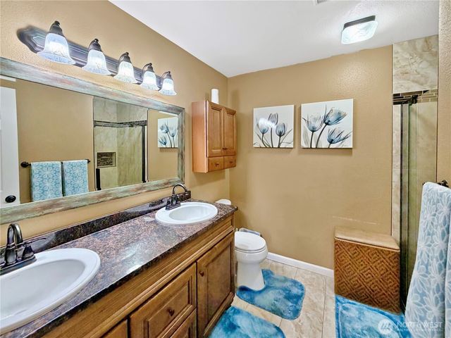 5319 E E Street, Tacoma, WA 98404