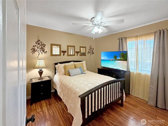 5319 E E Street, Tacoma, WA 98404