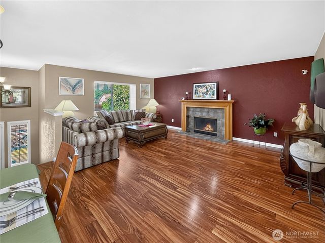 5319 E E Street, Tacoma, WA 98404