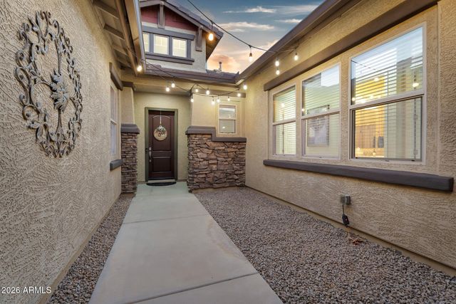 19781 E WALNUT Road, Queen Creek, AZ 85142