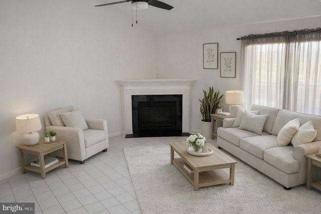 11 S TURNBERRY DR, Dover, DE 19904