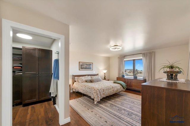 3035 MEADOW LN, Spearfish, SD 57783