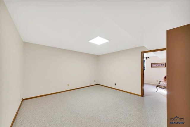 3035 MEADOW LN, Spearfish, SD 57783