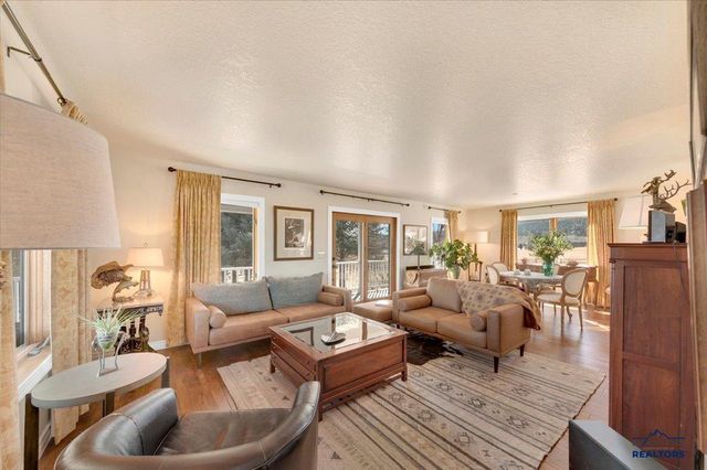 3035 MEADOW LN, Spearfish, SD 57783