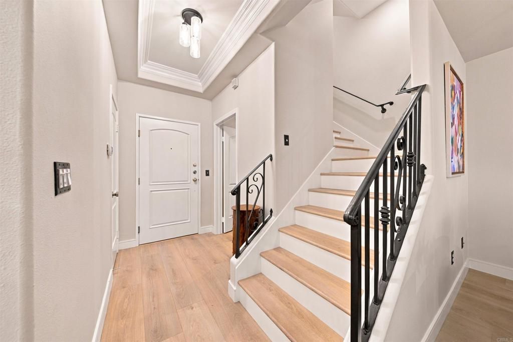 14819 Magnolia Boulevard 7, Sherman Oaks, CA 91403 — photo 2