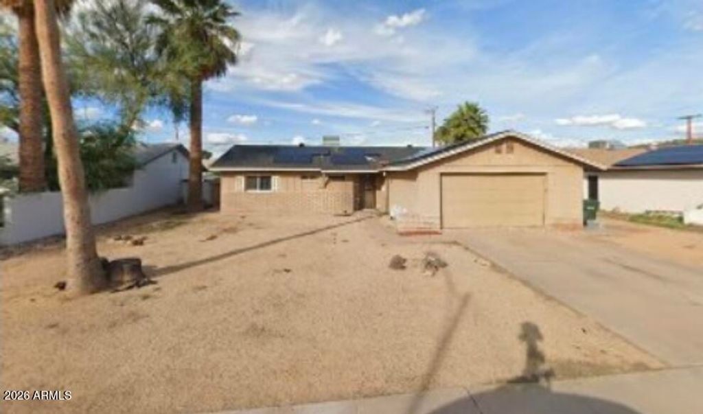 2014 W WILLOW Avenue, Phoenix, AZ 85029 — exterior