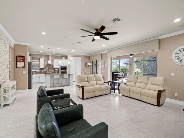 2618 MEAD AVENUE, St Cloud, FL 34771