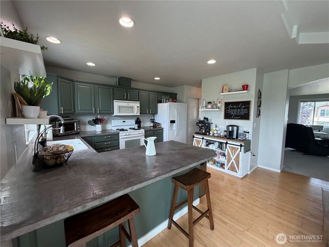 14406 145th Street E, Orting, WA 98360