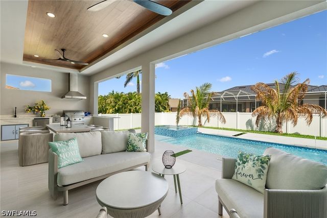 2931 SW 30th ST, Cape Coral, FL 33914