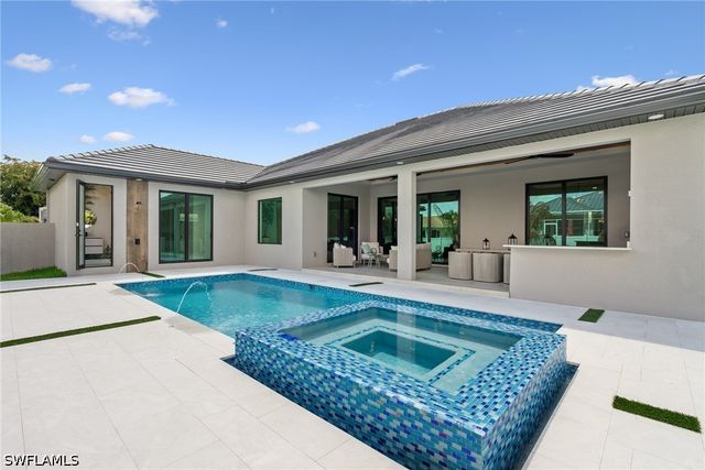 2931 SW 30th ST, Cape Coral, FL 33914
