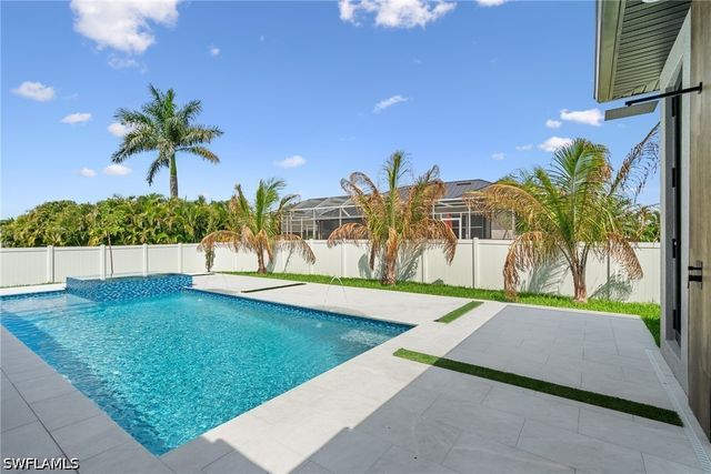 2931 SW 30th ST, Cape Coral, FL 33914