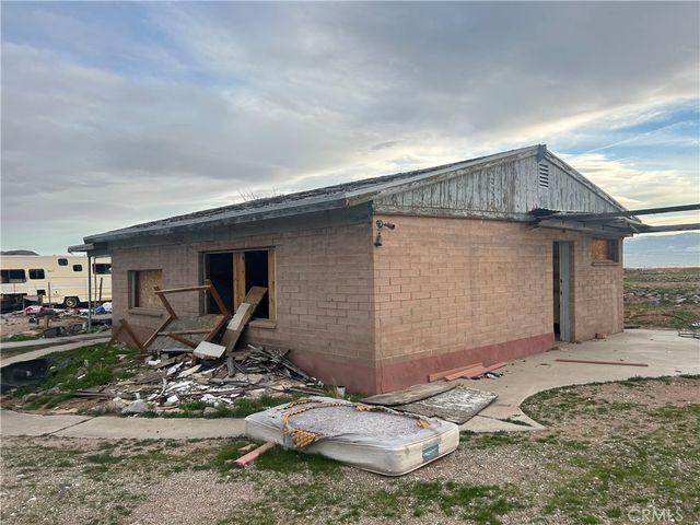 33321 Desert, Lucerne Valley, CA 92356