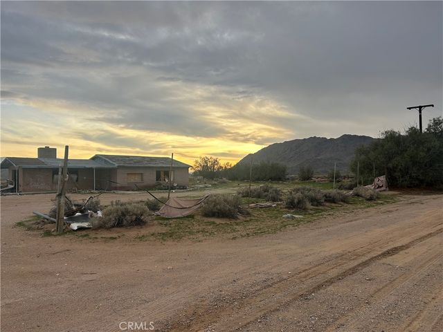 33321 Desert, Lucerne Valley, CA 92356