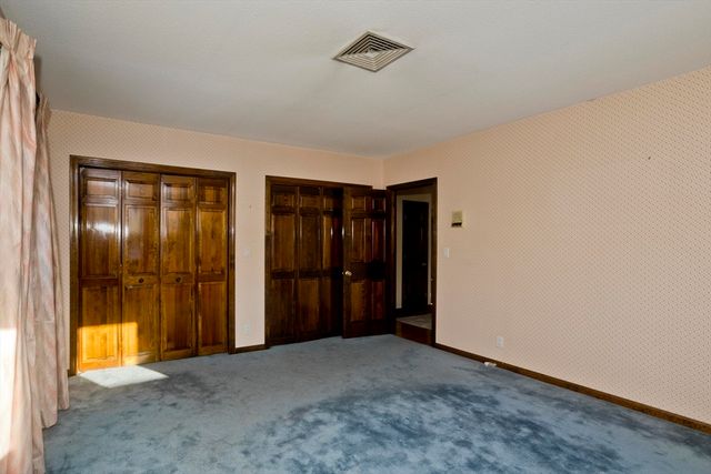 119 Oakridge St., Chicopee, MA 01020