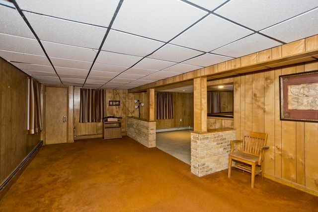 119 Oakridge St., Chicopee, MA 01020