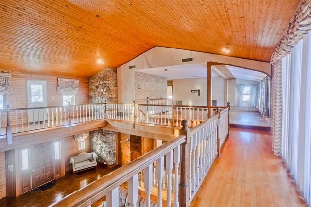 119 Oakridge St., Chicopee, MA 01020