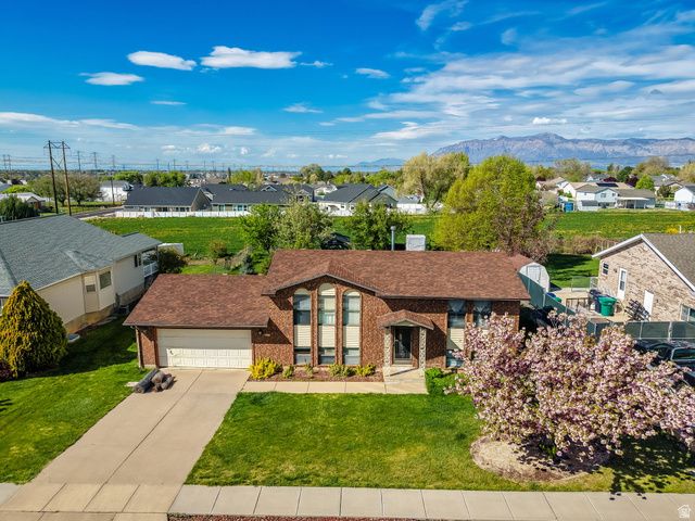 3080 W 4600 S, Roy, UT 84067