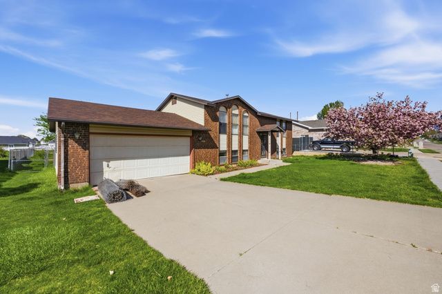 3080 W 4600 S, Roy, UT 84067