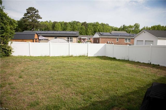 7 Lake Forest CT, Portsmouth, VA 23701