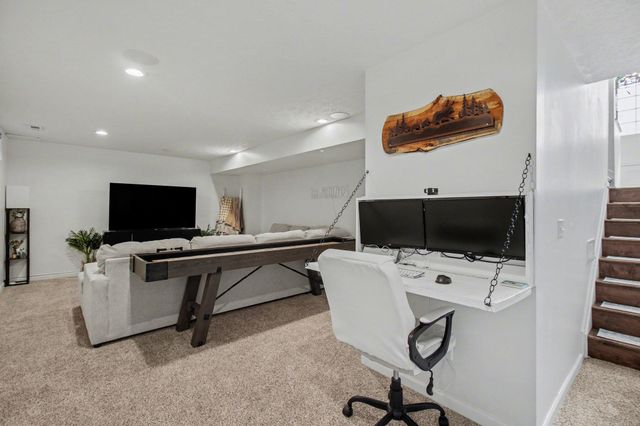 126 Brushwood Drive, Fort Thomas, KY 41075