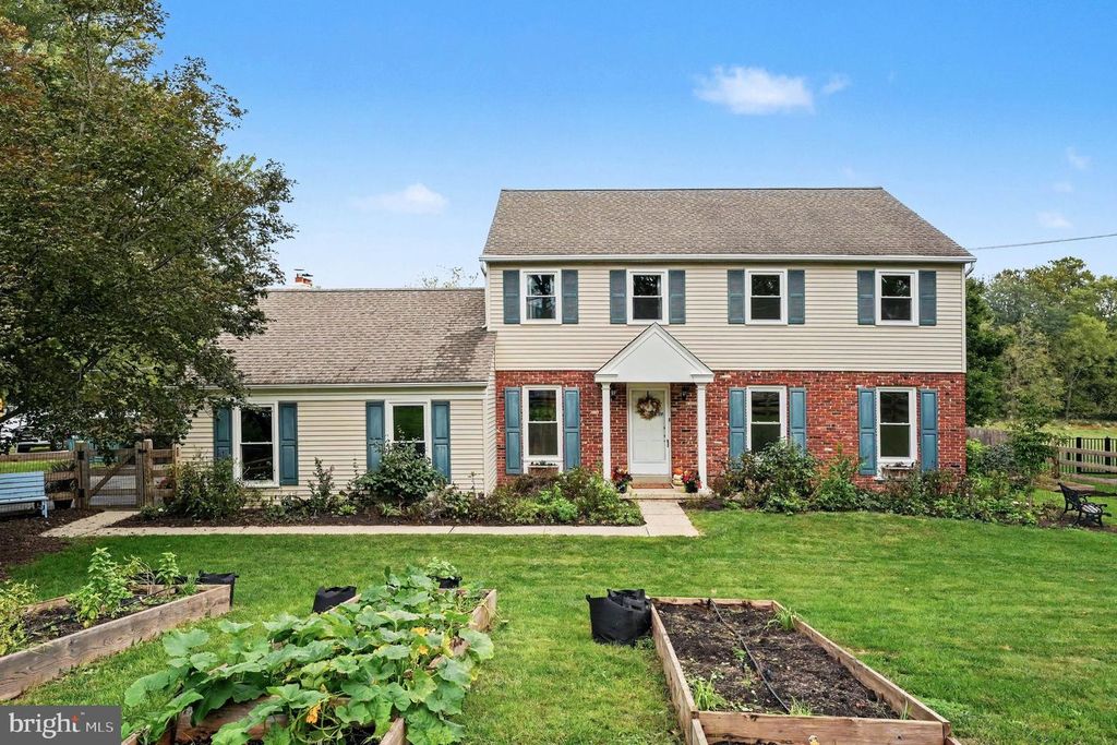 265 TOWNSHIP LINE RD, NORTH WALES, PA 19454 — exterior