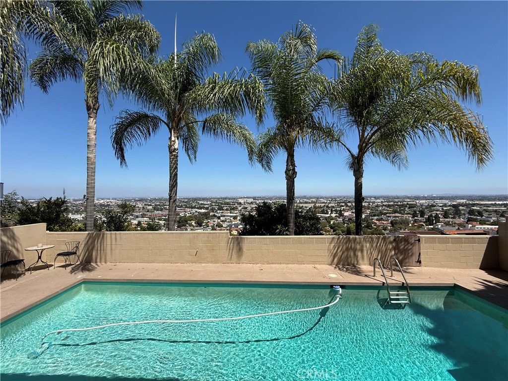 3927 Paseo de las Tortugas, Torrance, CA 90505