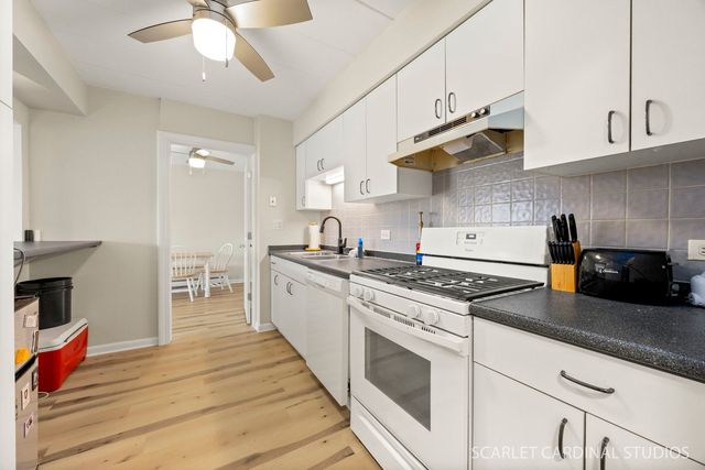 1056 N Mill Street 201, Naperville, IL 60563