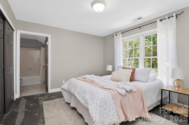 2307 Keara Way, Charlotte, NC 28270