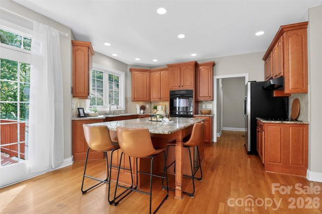 2307 Keara Way, Charlotte, NC 28270