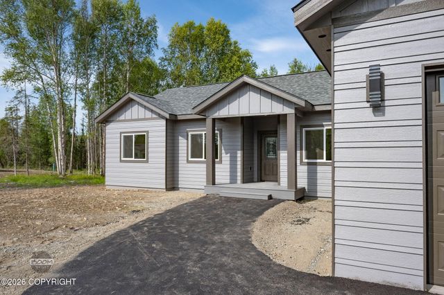 9413 W Palermo Circle, Wasilla, AK 99623
