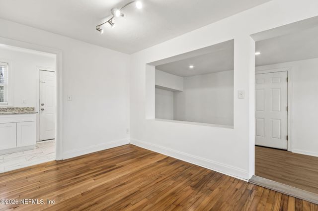 5049 ATTLEBORO Street, Jacksonville, FL 32205