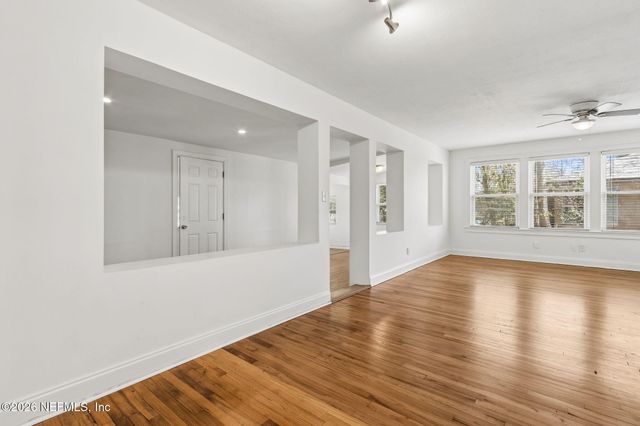 5049 ATTLEBORO Street, Jacksonville, FL 32205