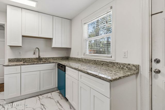 5049 ATTLEBORO Street, Jacksonville, FL 32205