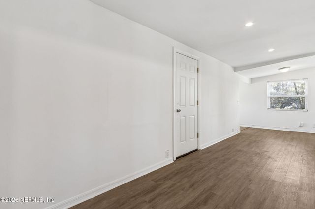 5049 ATTLEBORO Street, Jacksonville, FL 32205