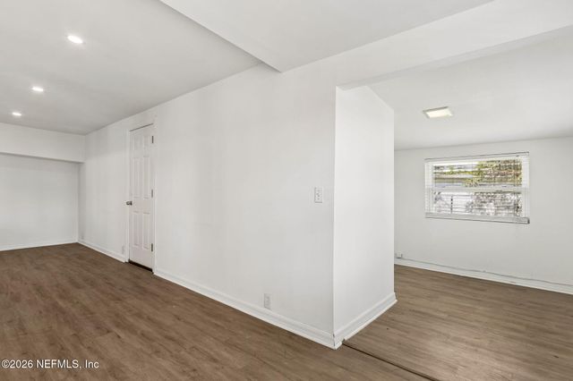 5049 ATTLEBORO Street, Jacksonville, FL 32205