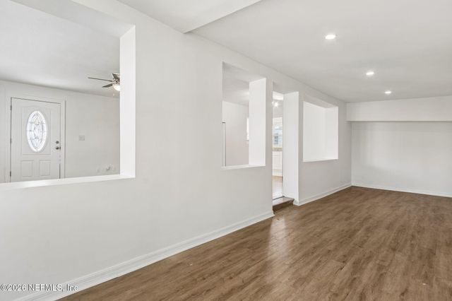 5049 ATTLEBORO Street, Jacksonville, FL 32205