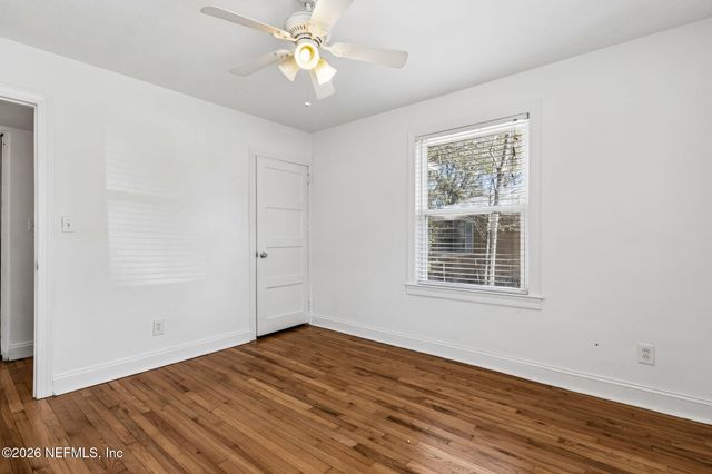 5049 ATTLEBORO Street, Jacksonville, FL 32205