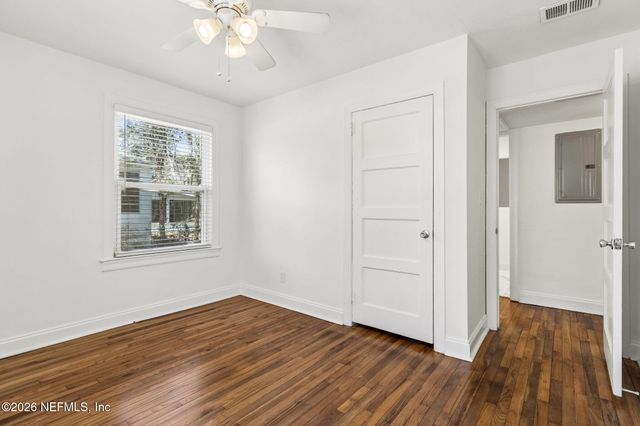 5049 ATTLEBORO Street, Jacksonville, FL 32205