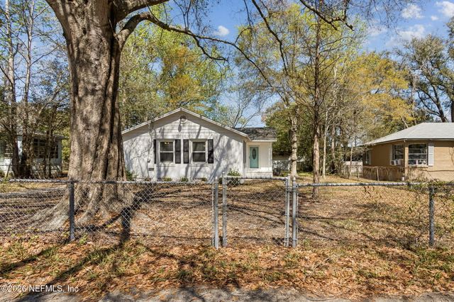 5049 ATTLEBORO Street, Jacksonville, FL 32205