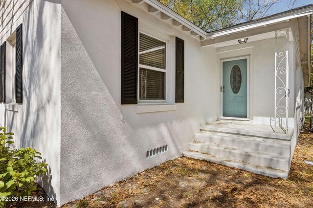 5049 ATTLEBORO Street, Jacksonville, FL 32205