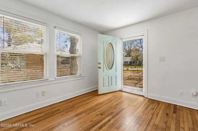 5049 ATTLEBORO Street, Jacksonville, FL 32205