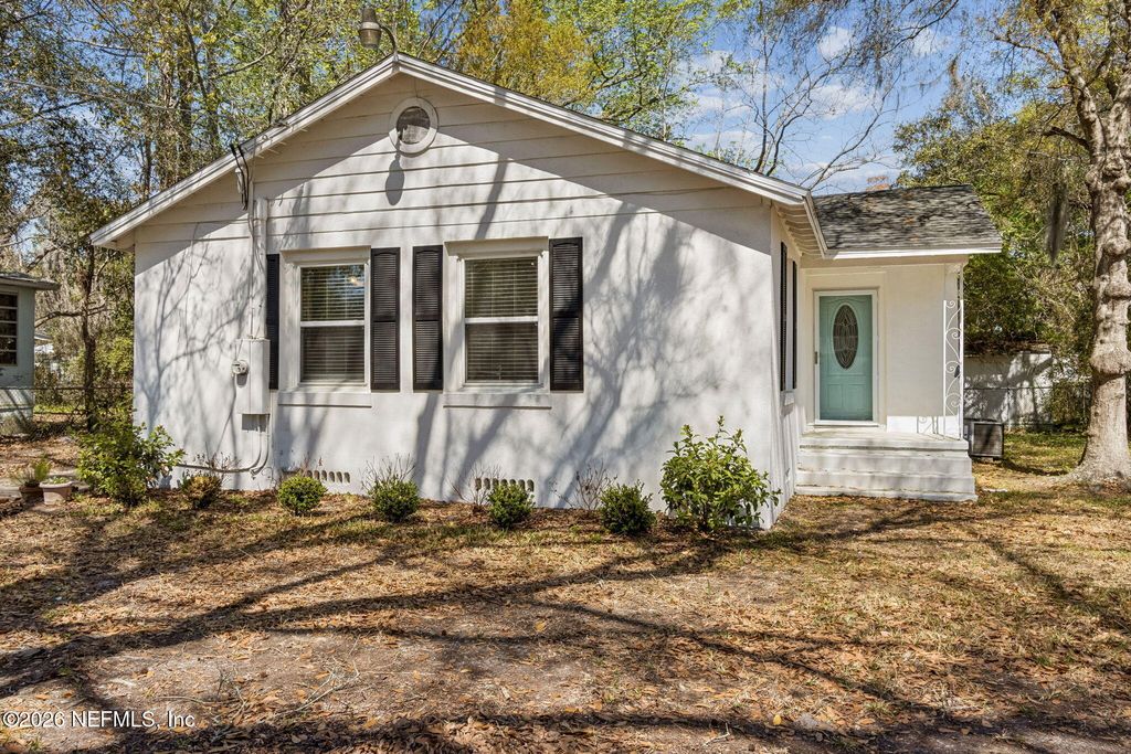 5049 ATTLEBORO Street, Jacksonville, FL 32205