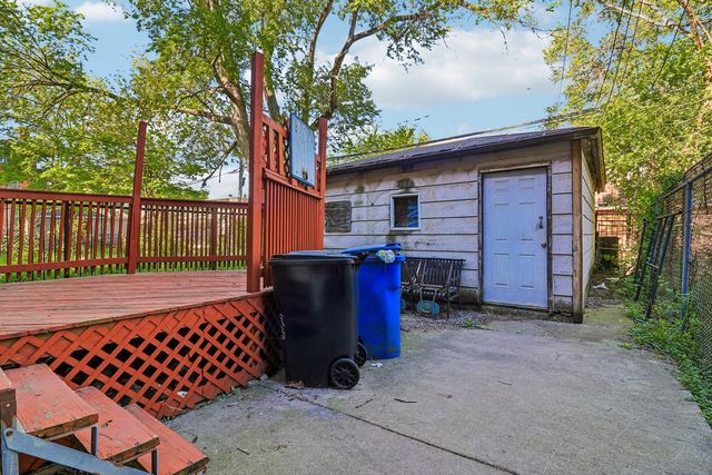 10540 S Maryland Avenue, Chicago, IL 60628
