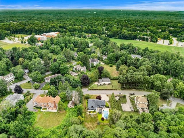 50 Holt Rd, Andover, MA 01810
