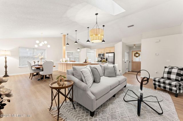 2157 HEATH GREEN Place N, Jacksonville, FL 32246