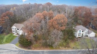 6250 Mallory Lane, Eden Prairie, MN 55346