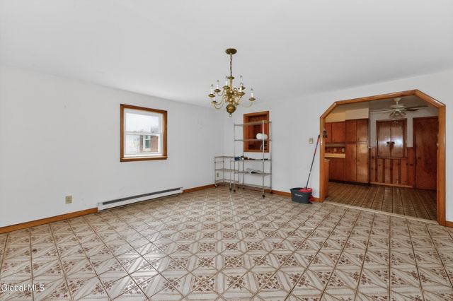 19 Pleasantview Avenue, Albany, NY 12203