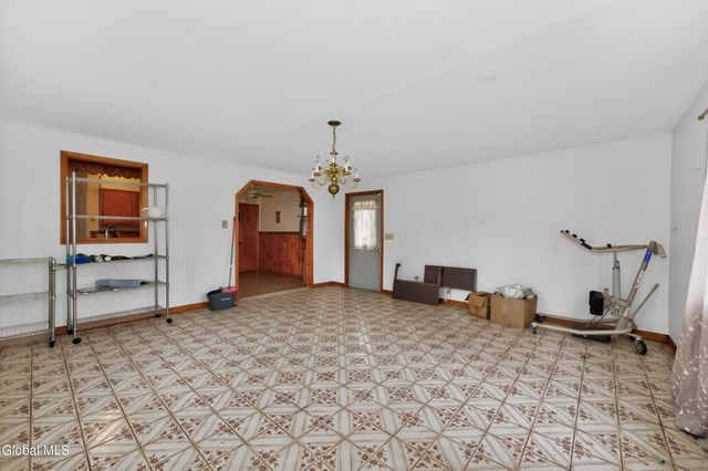 19 Pleasantview Avenue, Albany, NY 12203