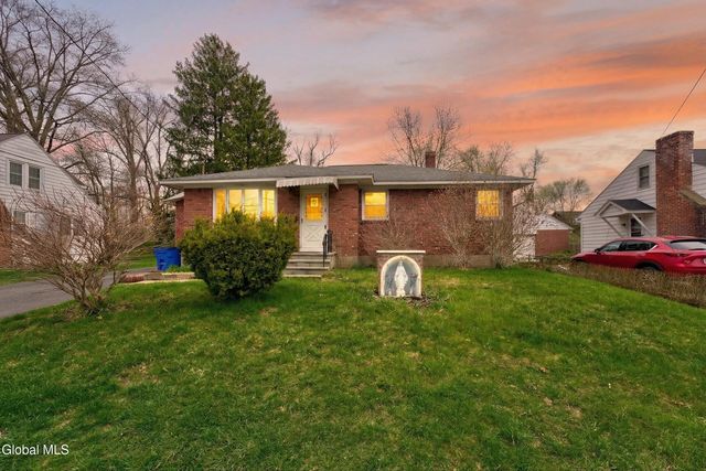 19 Pleasantview Avenue, Albany, NY 12203