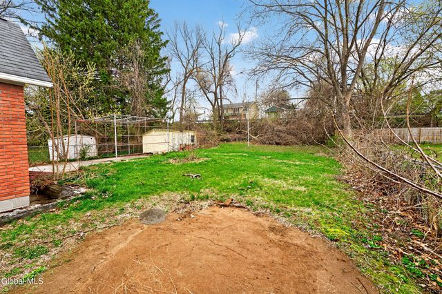 19 Pleasantview Avenue, Albany, NY 12203